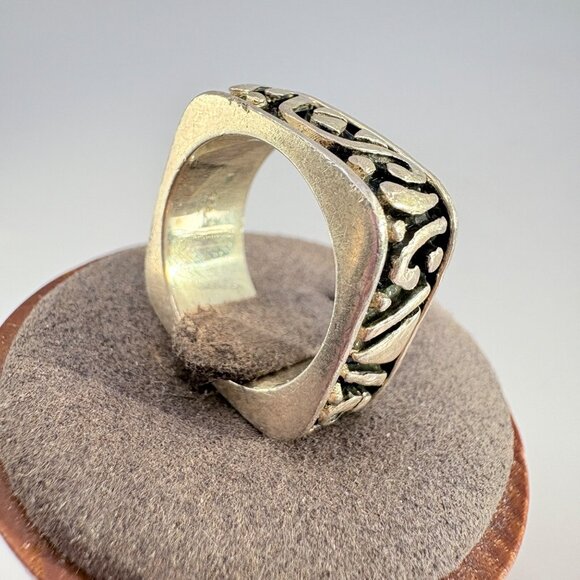 VTG Solid Sterling Silver 925 Scroll Design Squared Band Ring Size 7 - Picture 3 of 9